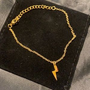 Lightning bracelet